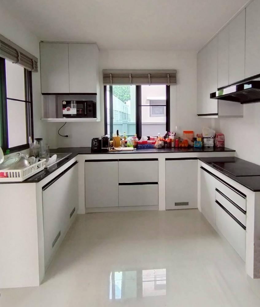 ครัวปูน บานซิงค์ บานสีเทา