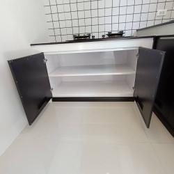 ชุดครัวปูนบานซิงค์ บานอบสีดำ