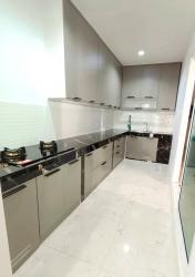 ครัวปูน บานซิงค์ บานอบสีเทา