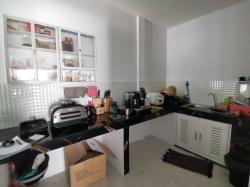 ครัวปูน บานซิงค์ บานอบสีเทา