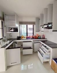 ครัวปูน บานซิงค์ บานสีเทา