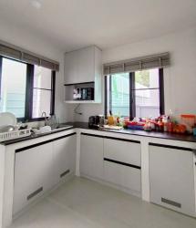 ครัวปูน บานซิงค์ บานสีเทา