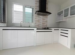 ครัวปูน บานซิงค์ บานสีขาว