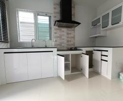 ครัวปูน บานซิงค์ บานสีขาว