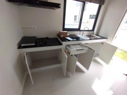 ครัวปูน บานซิงค์ บานสีขาว