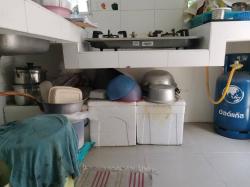 ครัวปูน บานซิงค์ บานสีเทา