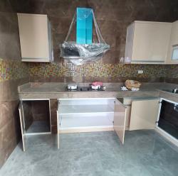 ครัวปูน บานซิงค์ บานสีเบจ